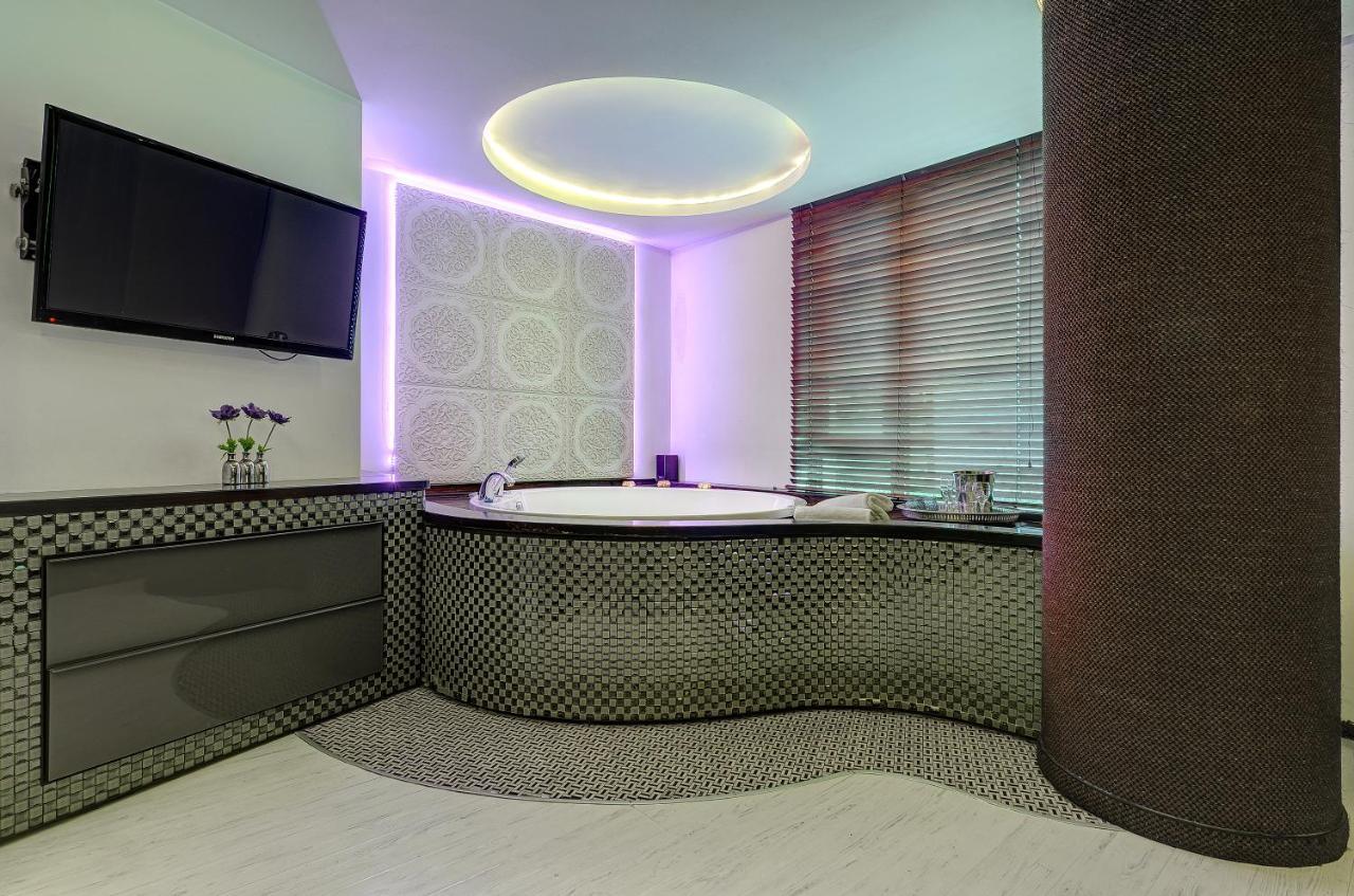 Apartments With Jaccuzi Вильнюс Экстерьер фото