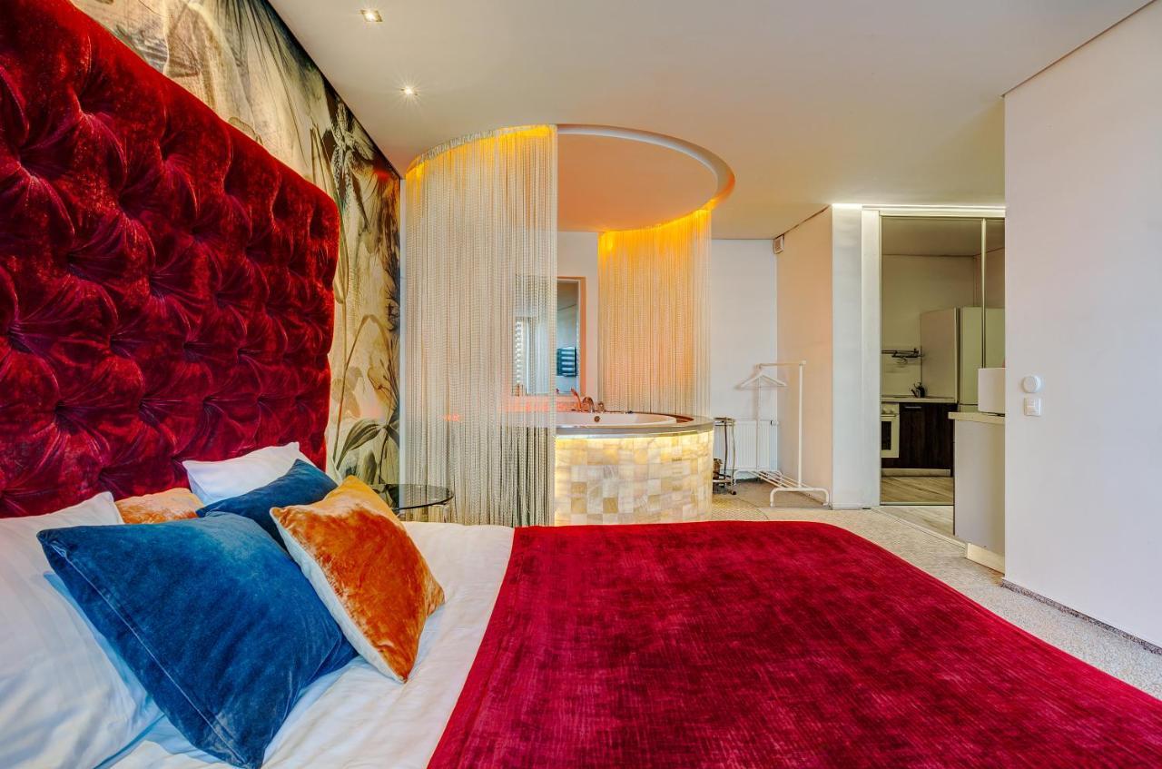 Apartments With Jaccuzi Вильнюс Экстерьер фото