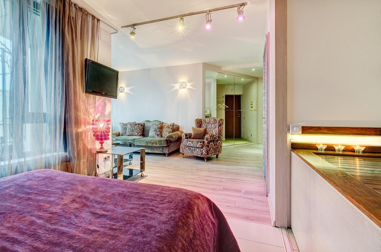 Apartments With Jaccuzi Вильнюс Экстерьер фото