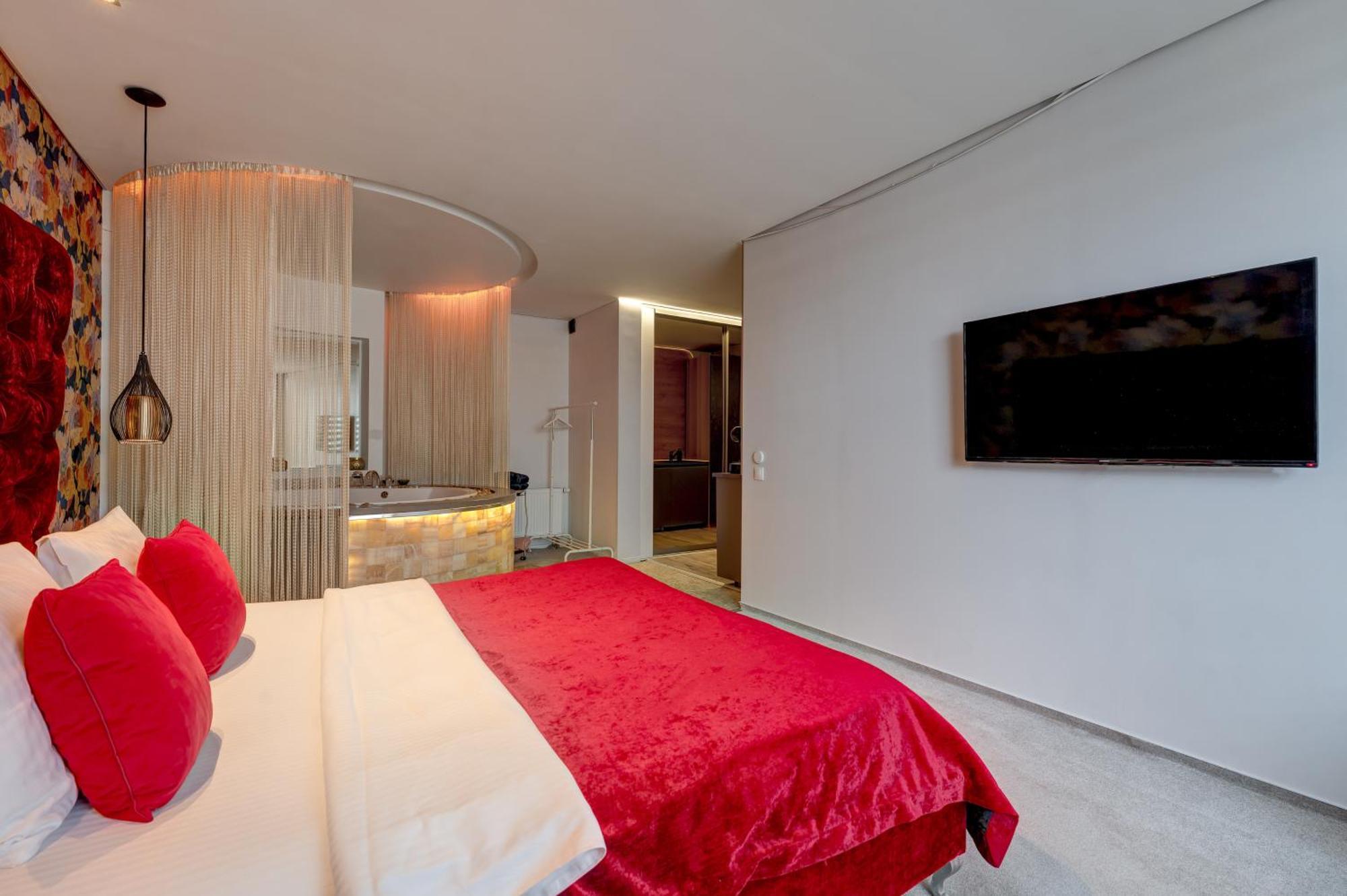 Apartments With Jaccuzi Вильнюс Экстерьер фото